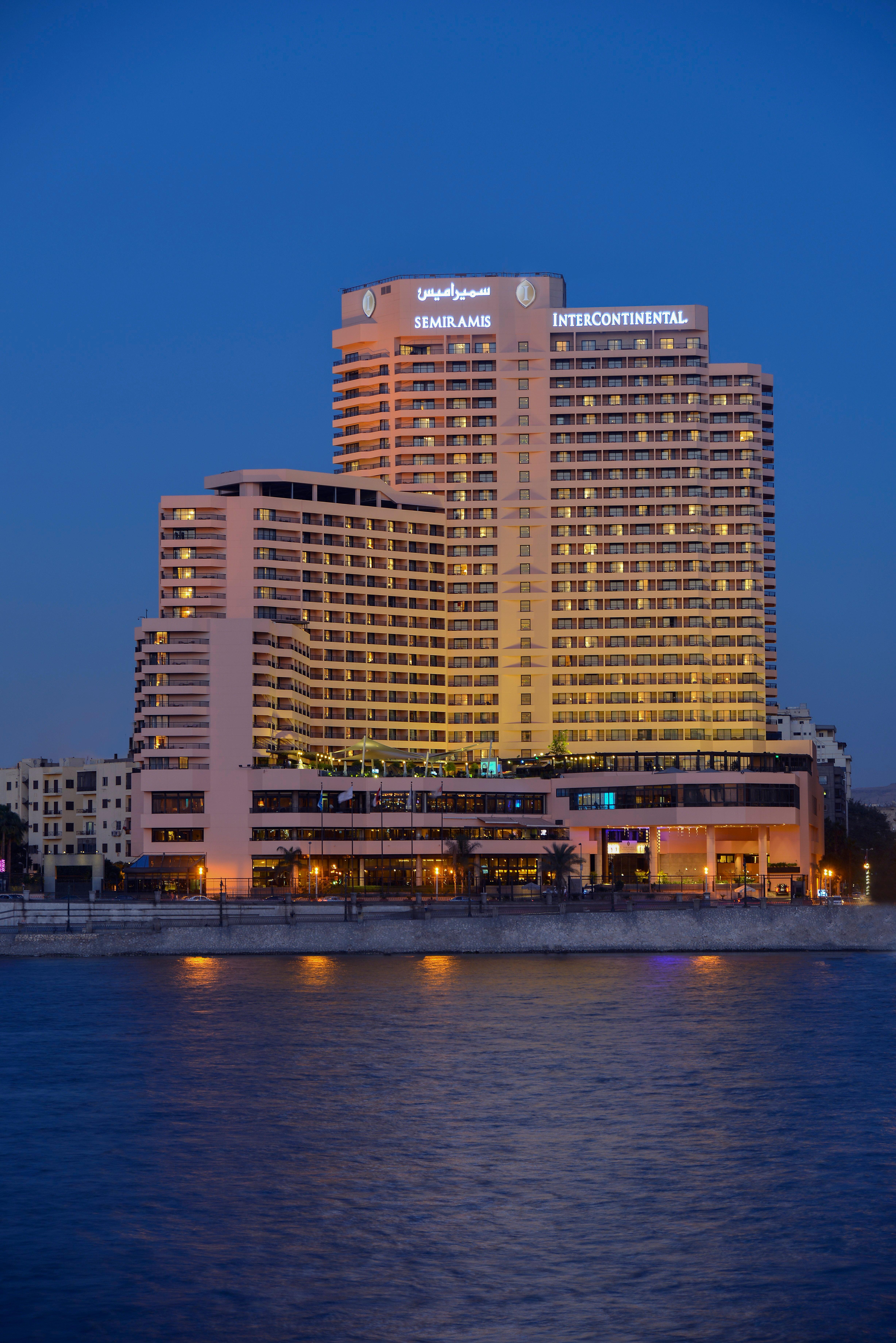 فندق إنتركونتيننتال سميراميس القاهرة المظهر الخارجي الصورة The Nile City Towers