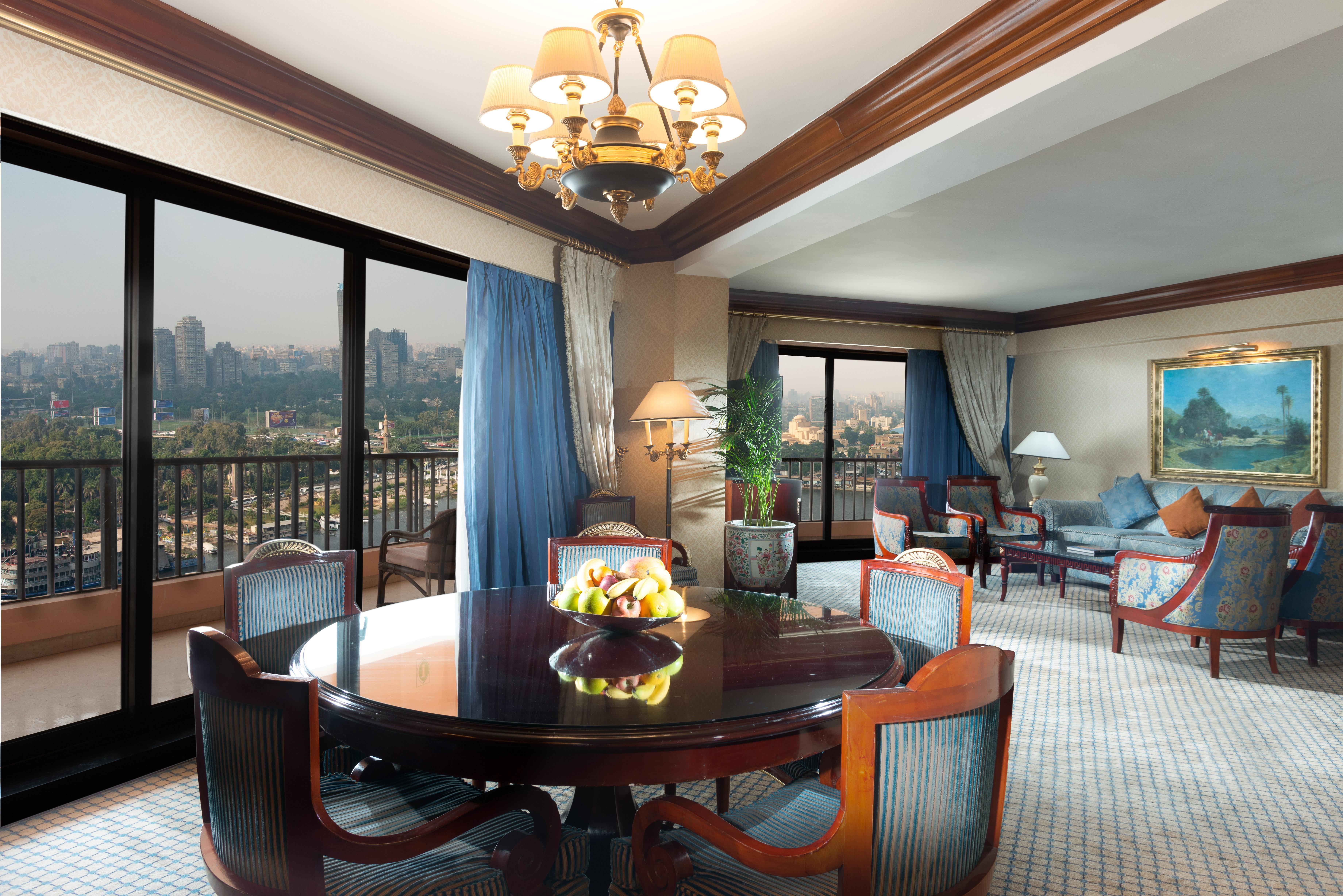 فندق إنتركونتيننتال سميراميس القاهرة المظهر الخارجي الصورة A suite at the Shangri-La Hotel, Kuala Lumpur