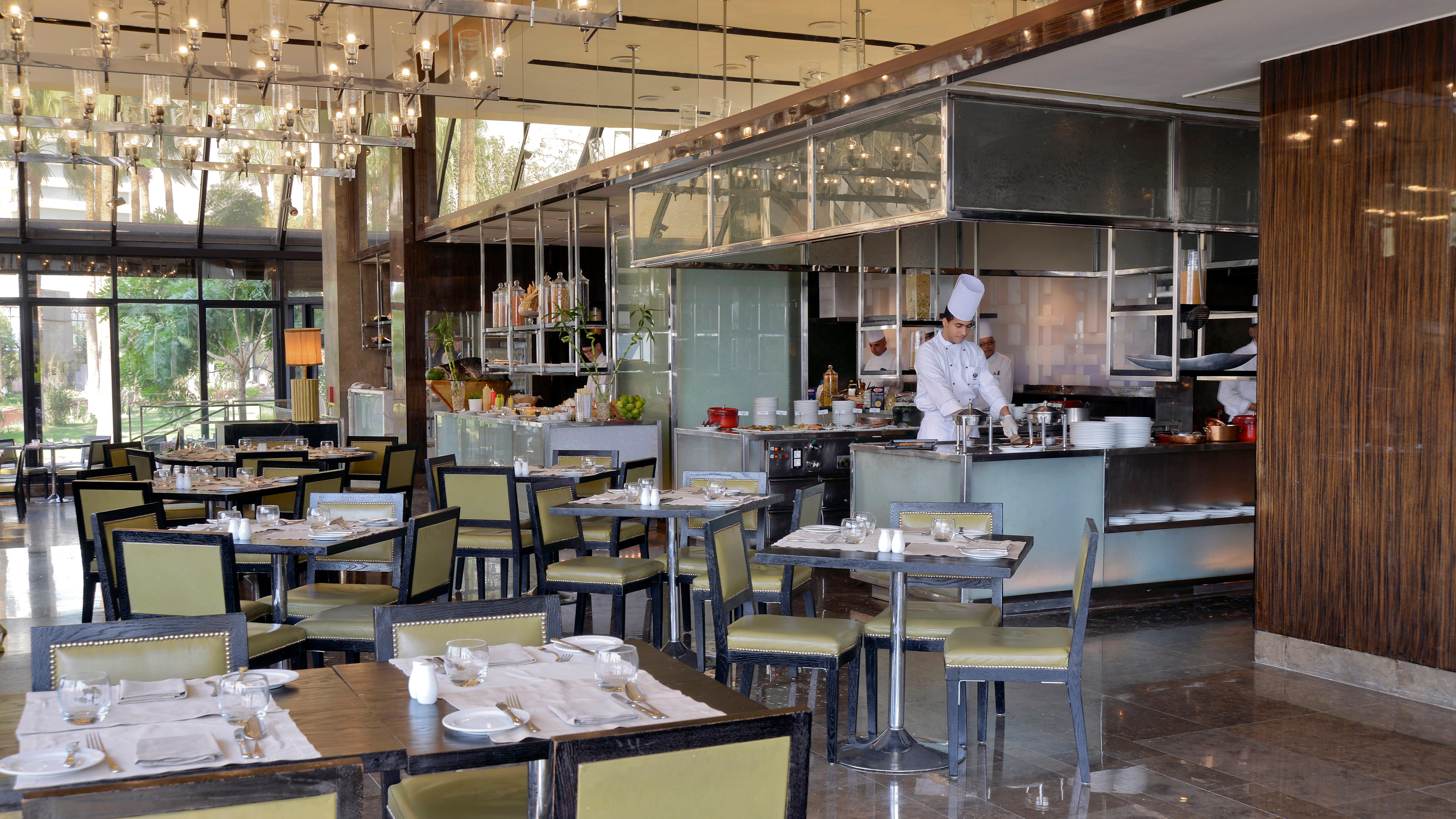 فندق إنتركونتيننتال سميراميس القاهرة المظهر الخارجي الصورة The restaurant