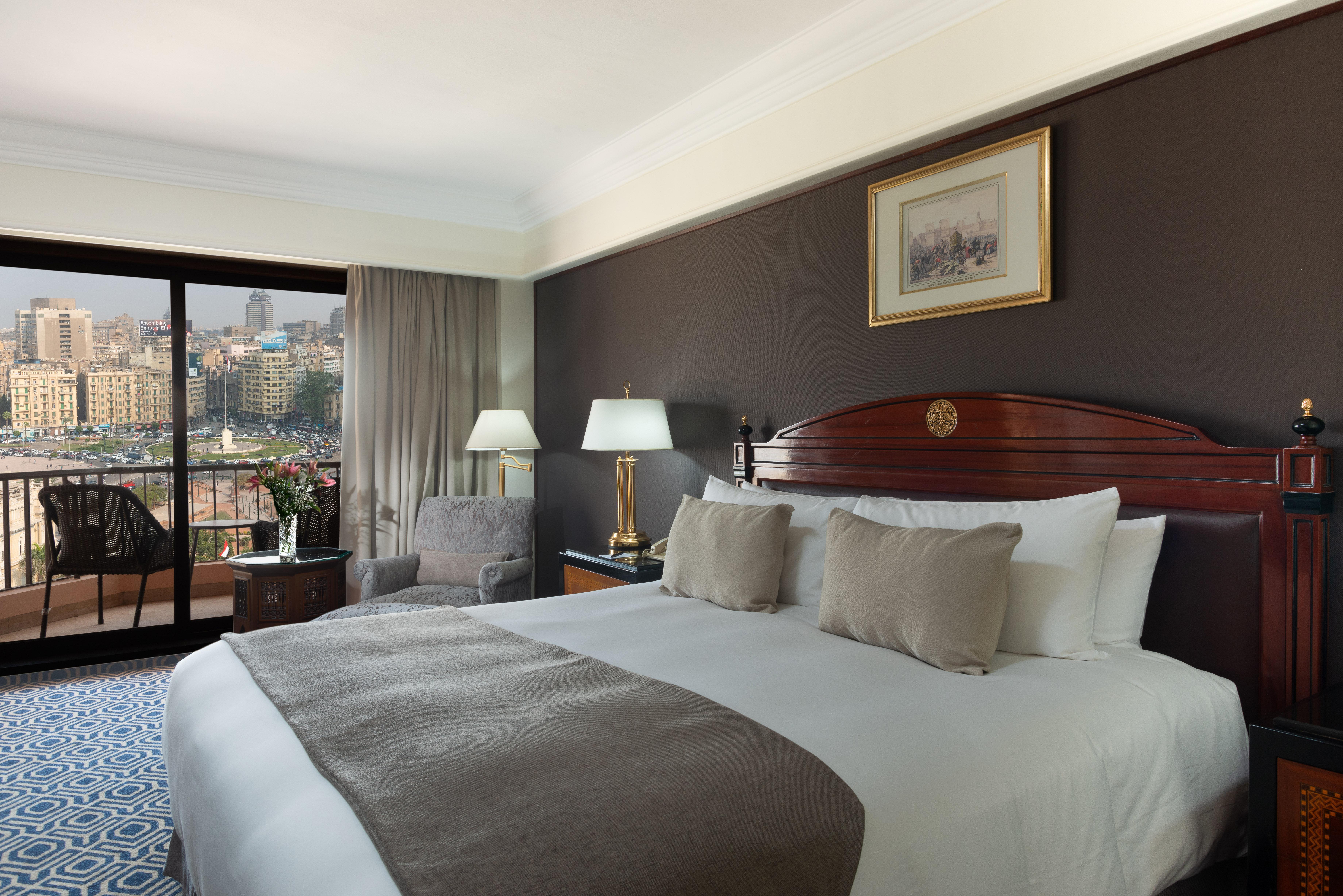 فندق إنتركونتيننتال سميراميس القاهرة المظهر الخارجي الصورة A room at the Four Seasons Hotel, Cairo